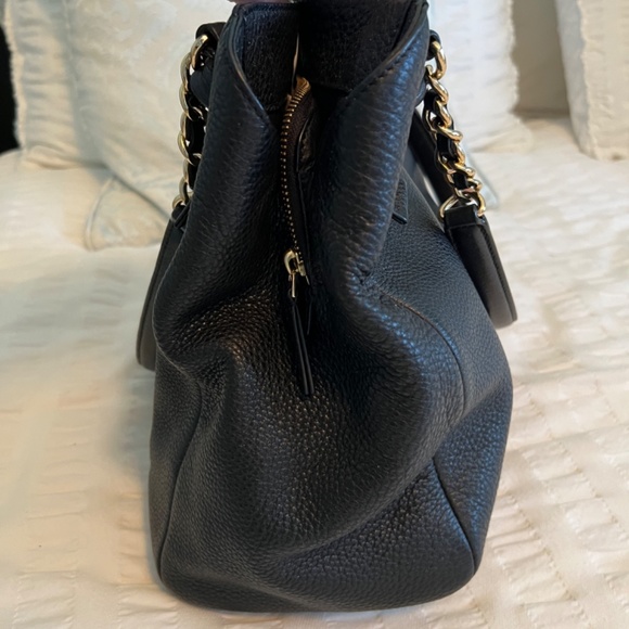 Tory Burch Black Leather Shoulder Bag - Picture 4 of 15